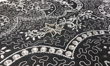 Carica l&#39;immagine nel visualizzatore di Gallery, Vintage Embroidery : Silver Stones