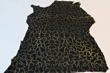Carica l&#39;immagine nel visualizzatore di Gallery, Pelle scamosciata nera Stmpa oro